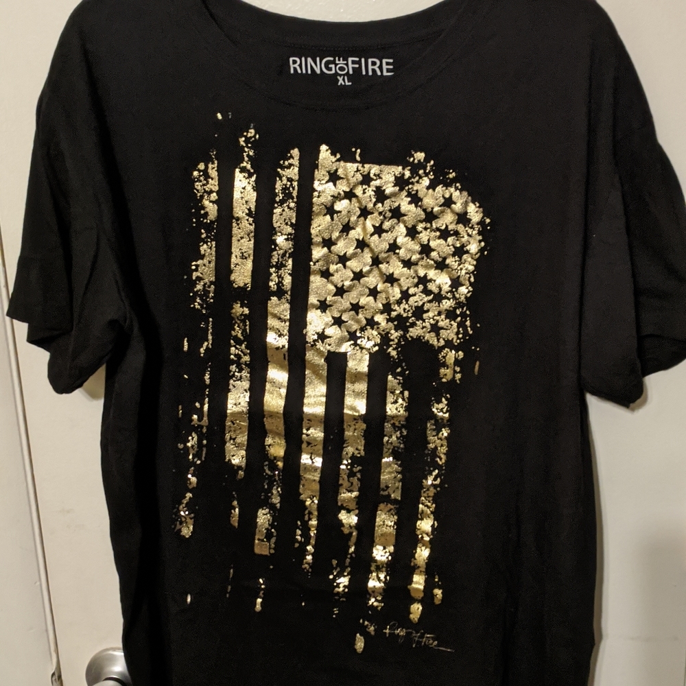 Men's Tee Sz XL